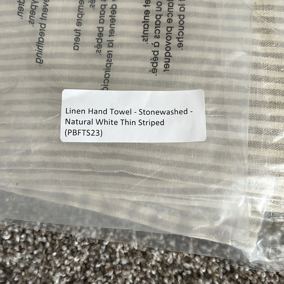 COPY - NWOT baking/cookies magazines, linen hand towel, ice cream scoop & Xmas … - Picture 6 of 7